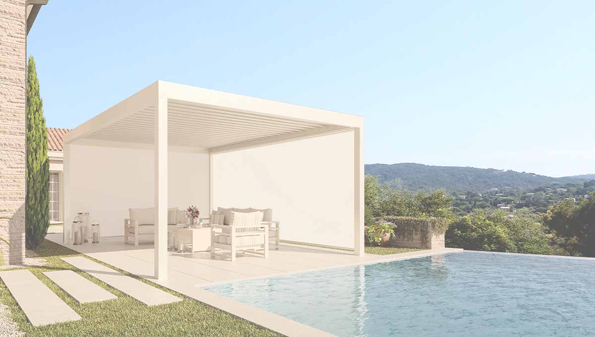 pergola bioclimatique essential au bord d'une piscine