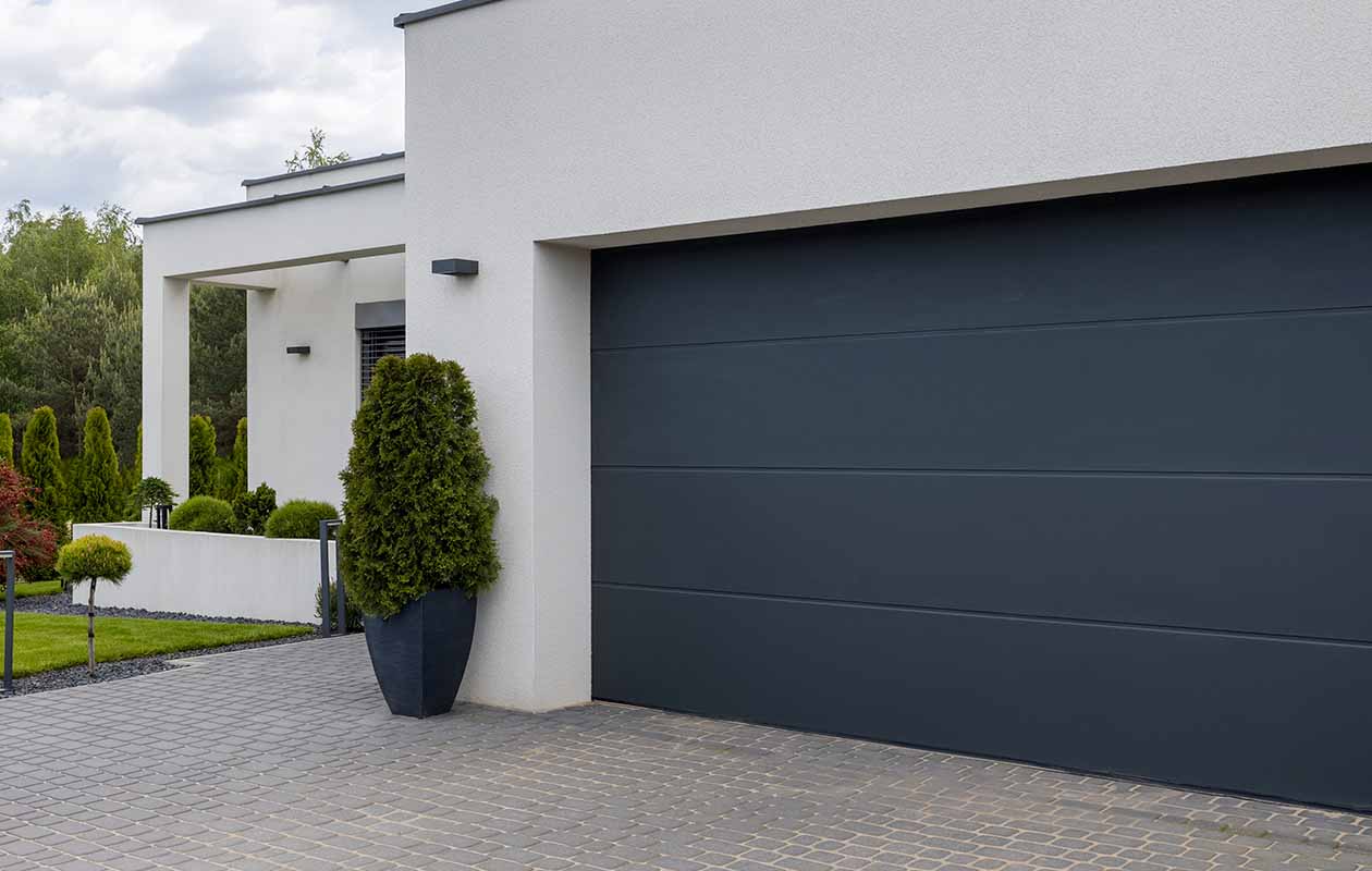 photo panneau microline porte garage résidentielle sectionnelle eno oknoprime